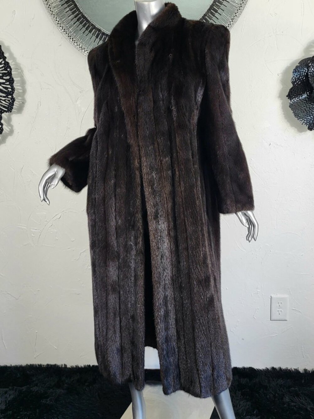 $5000 APPRAISAL~L~VINTAGE BROWN RANCH GENUINE REAL FULL LENGTH MINK FUR COAT - Picture 4 of 16
